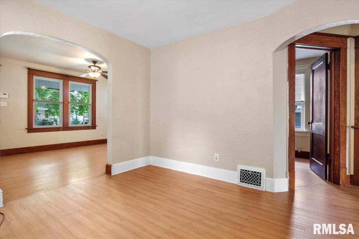 2104 South College Street Springfield, IL 62704 - Photo 21 of 30