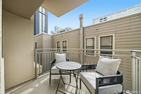 $985,000 | 246 2nd Street, Unit 507, San Francisco, CA 94105