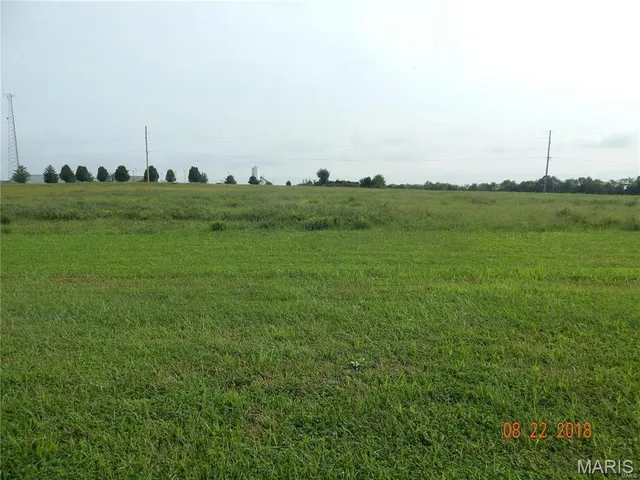 $47,500 | 0 Lot 7 Plaza Parkway, Waterloo, IL 62298