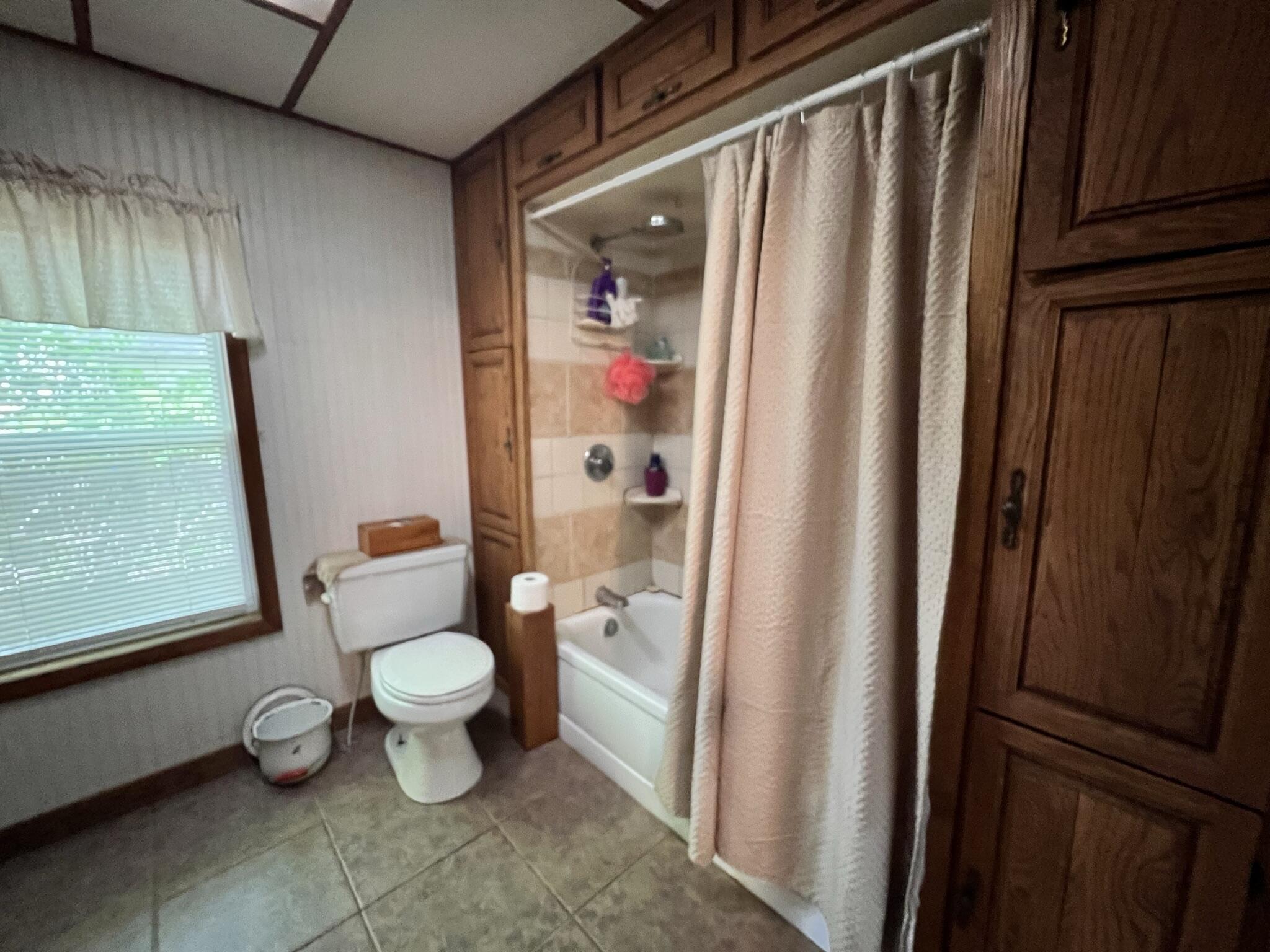 5560 Beecher Road Osseo, MI 49266 - Photo 12 of 34 5560 Beecher (9)