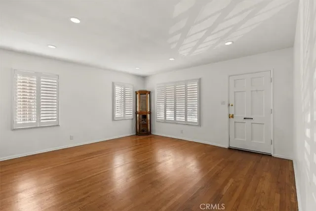 $699,999 | 957 West Myrrh Street, Compton, CA 90220