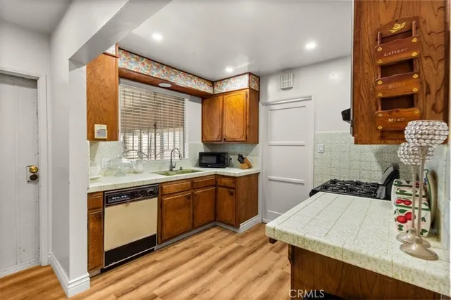 $699,999 | 957 West Myrrh Street, Compton, CA 90220