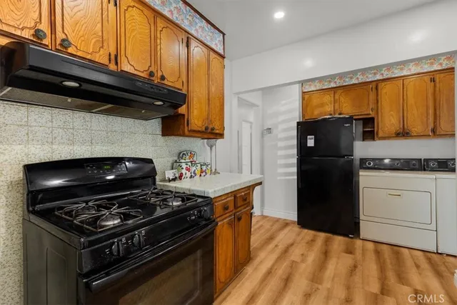 $699,999 | 957 West Myrrh Street, Compton, CA 90220