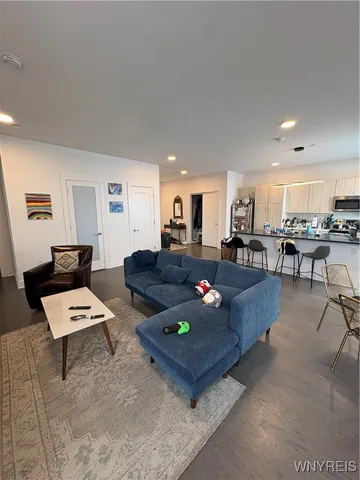 $2,750 | 1020 Elmwood Avenue, Unit 302, Buffalo, NY 14222