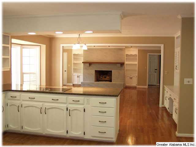 1608 Shades Crest Road Birmingham, AL 35226 - Photo 6 of 30