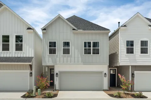 $329,900 | 5817 Highland Sun Lane, Houston, TX 77091