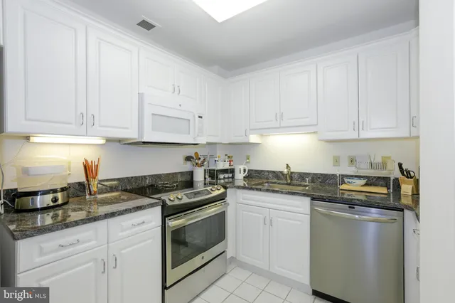 $2,700 | 2313 Windrow Drive, Princeton, NJ 08540