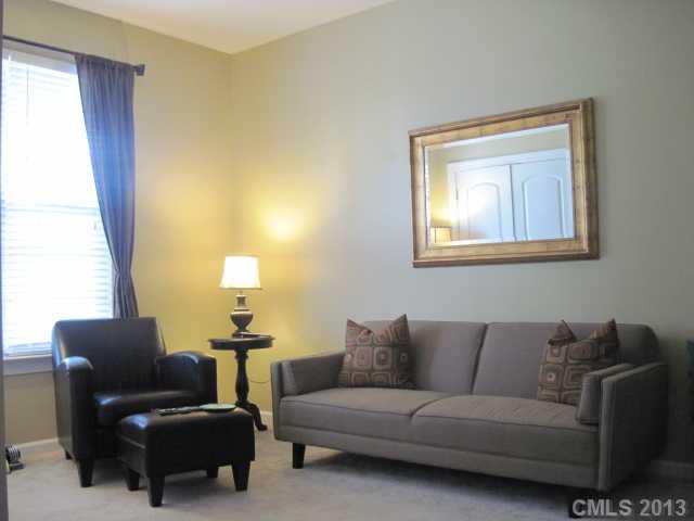 6139 Cactus Valley Road Charlotte, NC 28277 - Photo 2 of 6