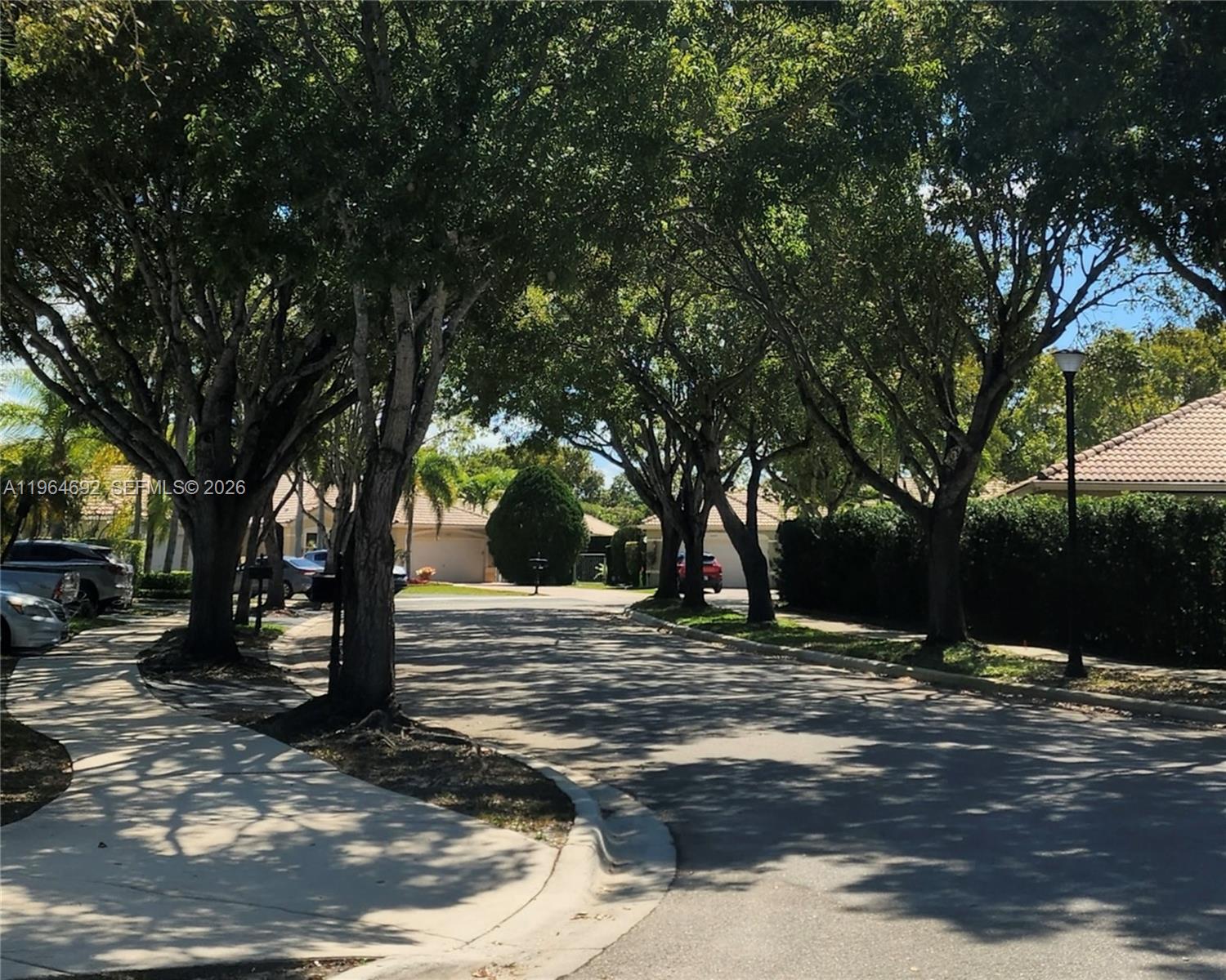 4309 Pine Ridge Court Weston, FL 33331 - Photo 6 of 15