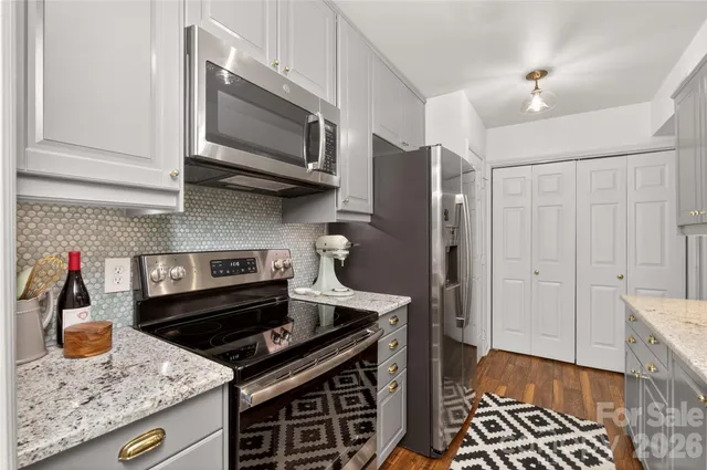 $315,000 | 3805 Colony Crossing Drive, Charlotte, NC 28226