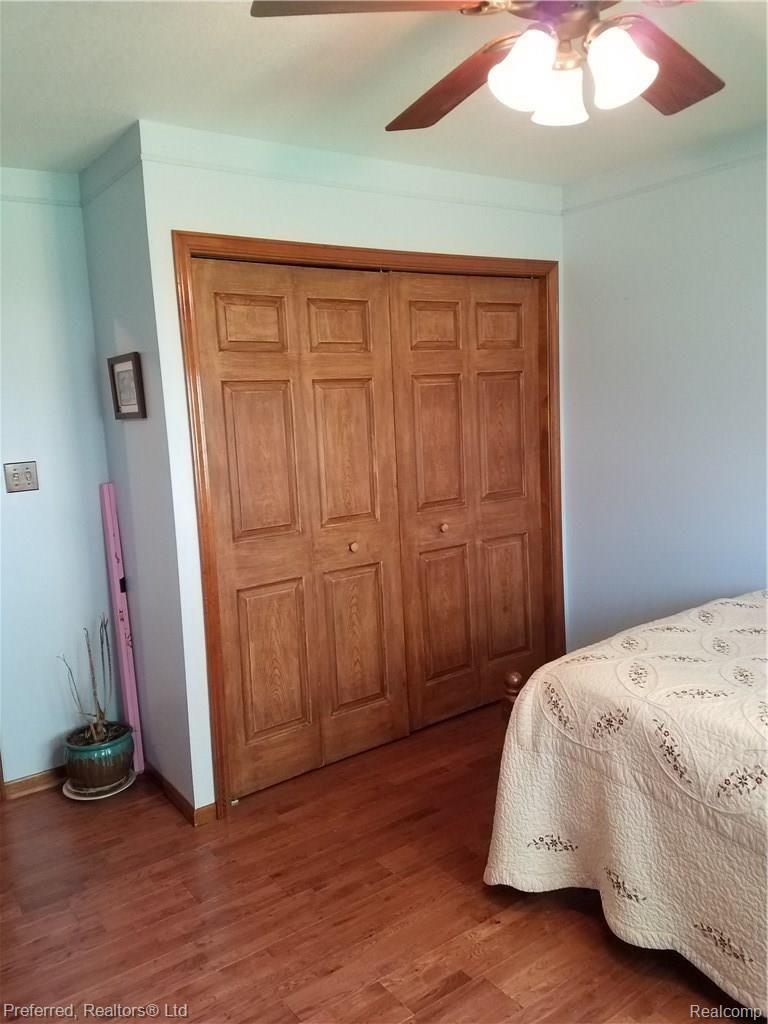 24489 Waltz Road New Boston, MI 48164 - Photo 20 of 49 b1c.jpg
