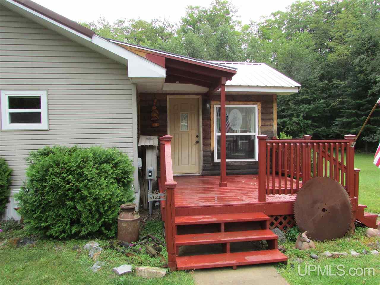 E10335 Carmody Road Munising, MI 49862 - Photo 12 of 36 Gallery Image 12