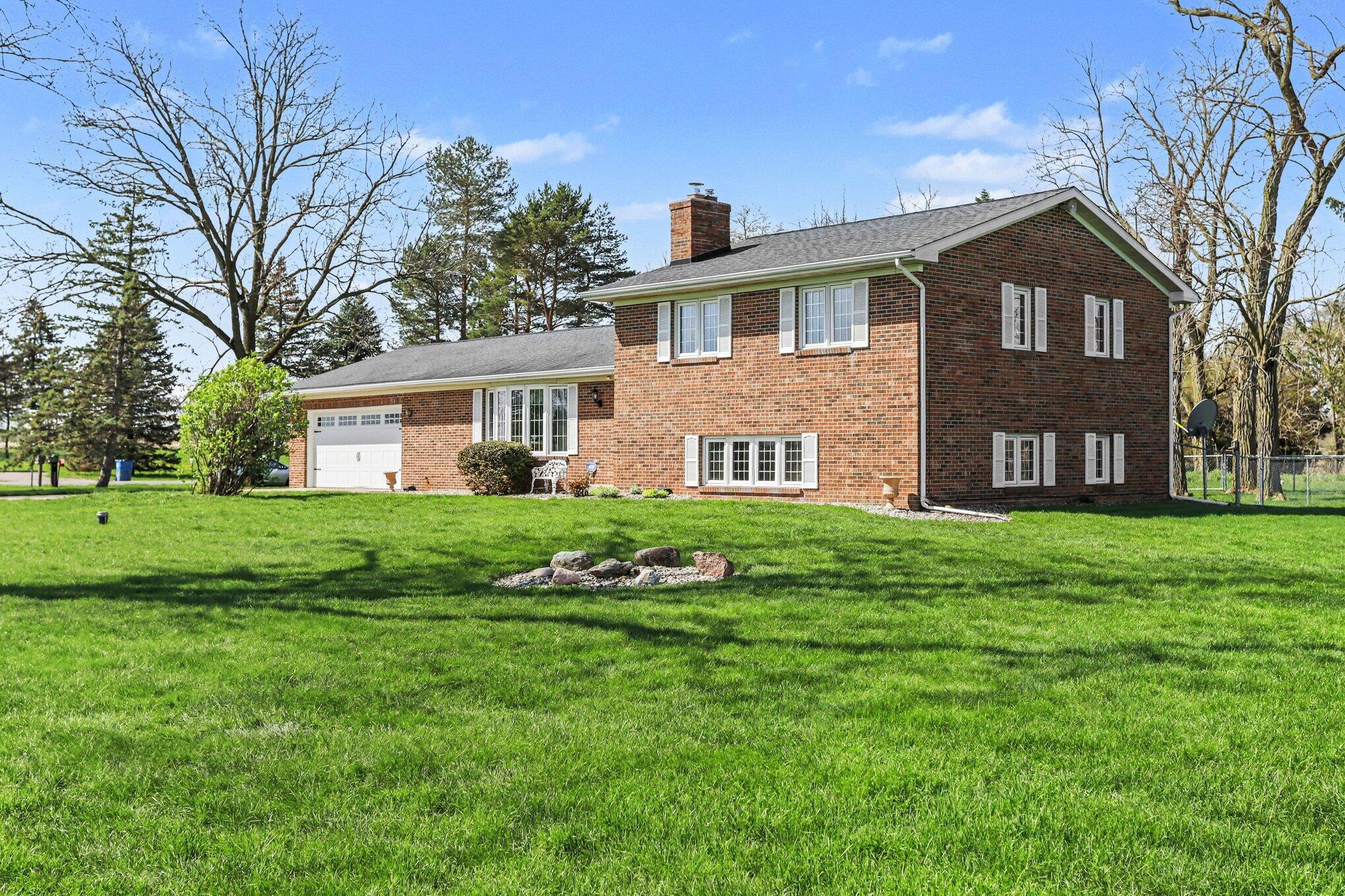 8759 15 1/2 Mile Road Marshall, MI 49068 - Photo 2 of 39 006_file_8341