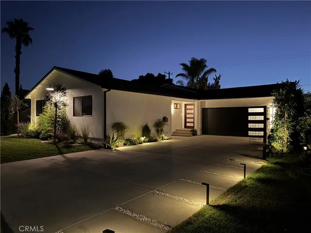 $2,180,000 | 2187 Meyer Place, Costa Mesa, CA 92627