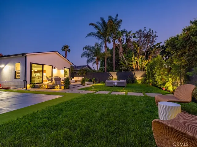 $2,180,000 | 2187 Meyer Place, Costa Mesa, CA 92627