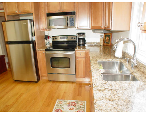 45 High Street, Unit 2 Andover, MA 01810 - Photo 3 of 15 Gallery Image 3