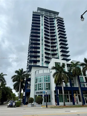 $2,900 | 275 Northeast 18th Street, Unit 910, Miami, FL 33132