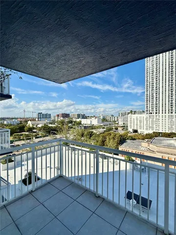 $2,900 | 275 Northeast 18th Street, Unit 910, Miami, FL 33132