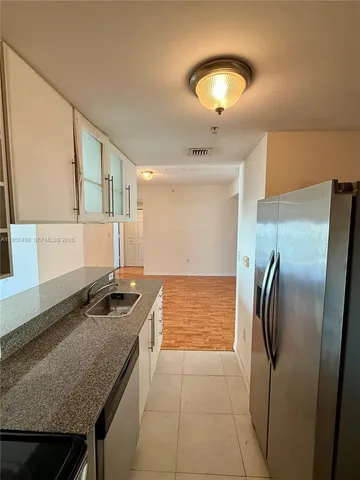 $2,900 | 275 Northeast 18th Street, Unit 910, Miami, FL 33132