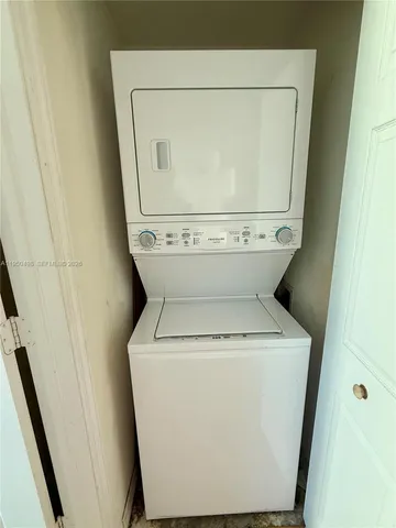 $2,900 | 275 Northeast 18th Street, Unit 910, Miami, FL 33132