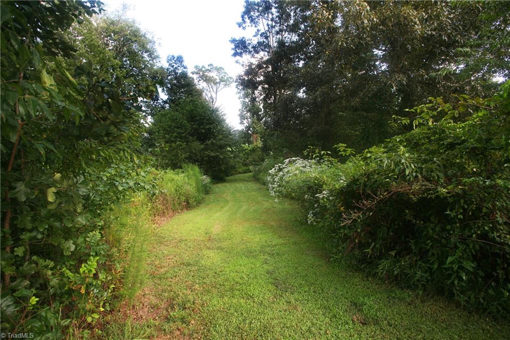 742 Murray Road Elkin, NC 28621 - Photo 12 of 14 Gallery Image 12