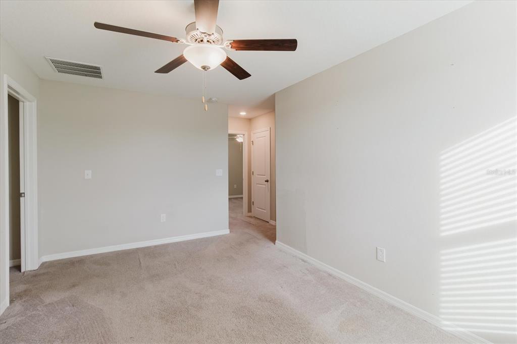 9411 Lemon Drop Loop Sun City Center, FL 33573 - Photo 18 of 41