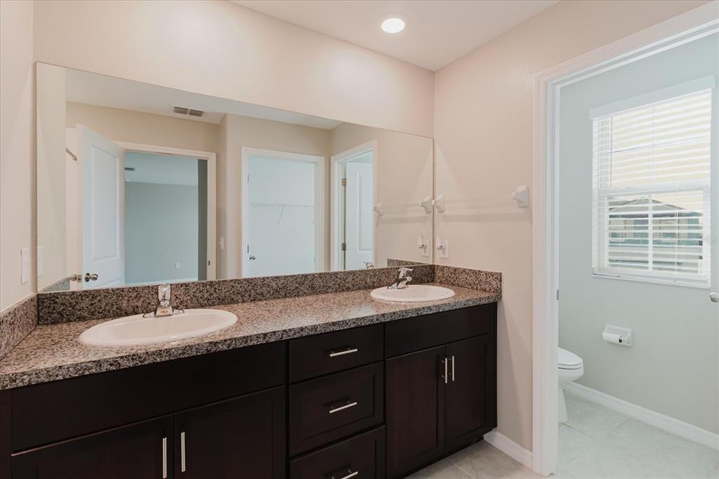 9411 Lemon Drop Loop Sun City Center, FL 33573 - Photo 22 of 41