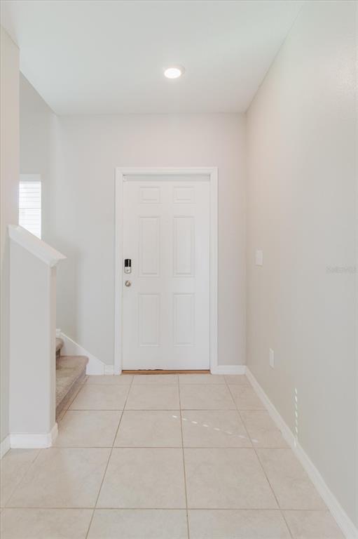 9411 Lemon Drop Loop Sun City Center, FL 33573 - Photo 6 of 41