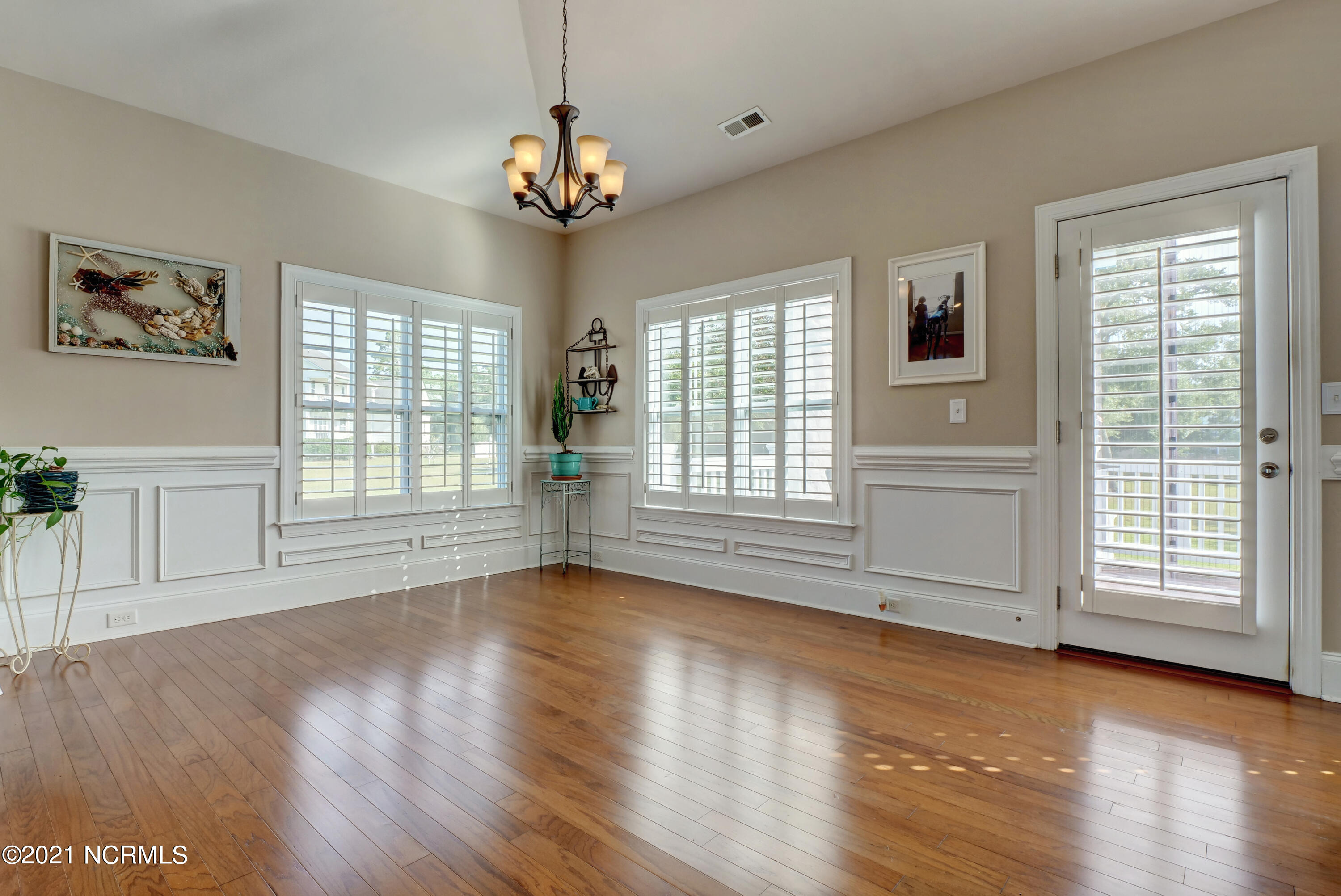 115 Calcos Court Holly Ridge, NC 28445 - Photo 11 of 45 115 Calcos Ct Holly Ridge NC-print-016-0