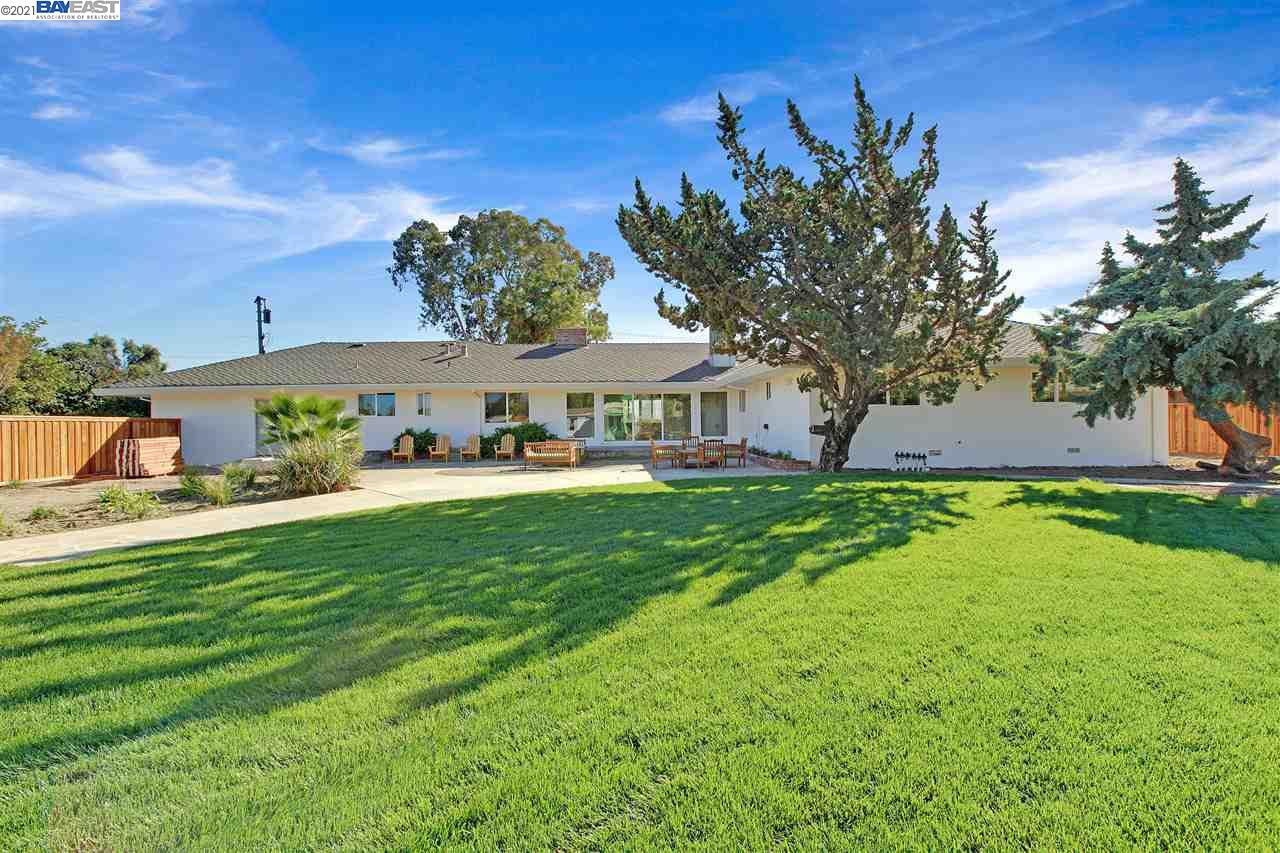 7681 West Linne Road Tracy, CA 95304 - Photo 1 of 1 Gallery Image 1