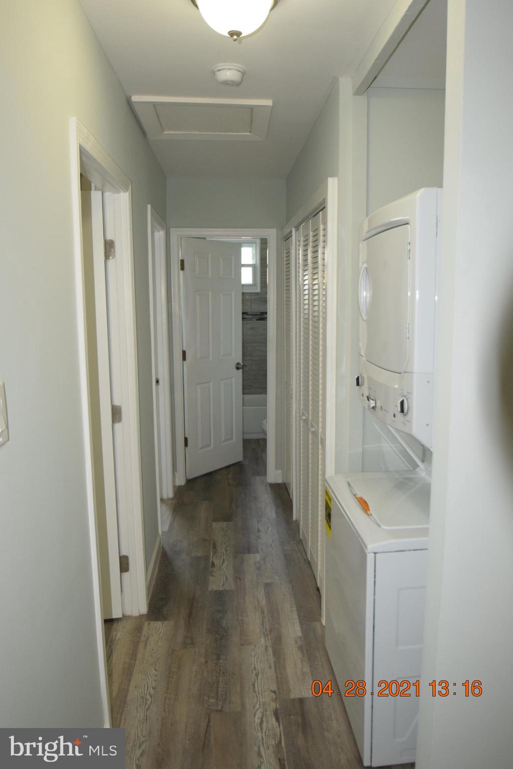 7702 Normandy Road Landover, MD 20785 - Photo 15 of 27 Hall