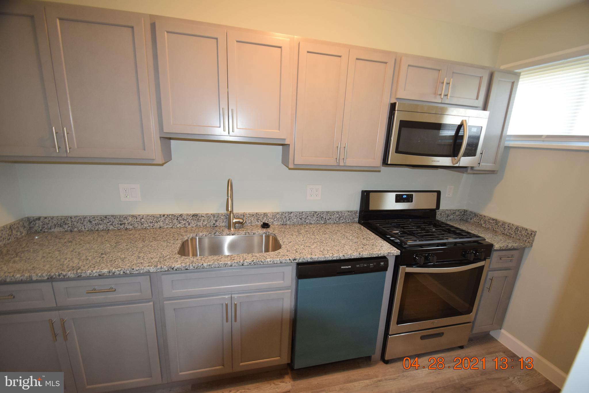 7702 Normandy Road Landover, MD 20785 - Photo 5 of 27 Kitchen