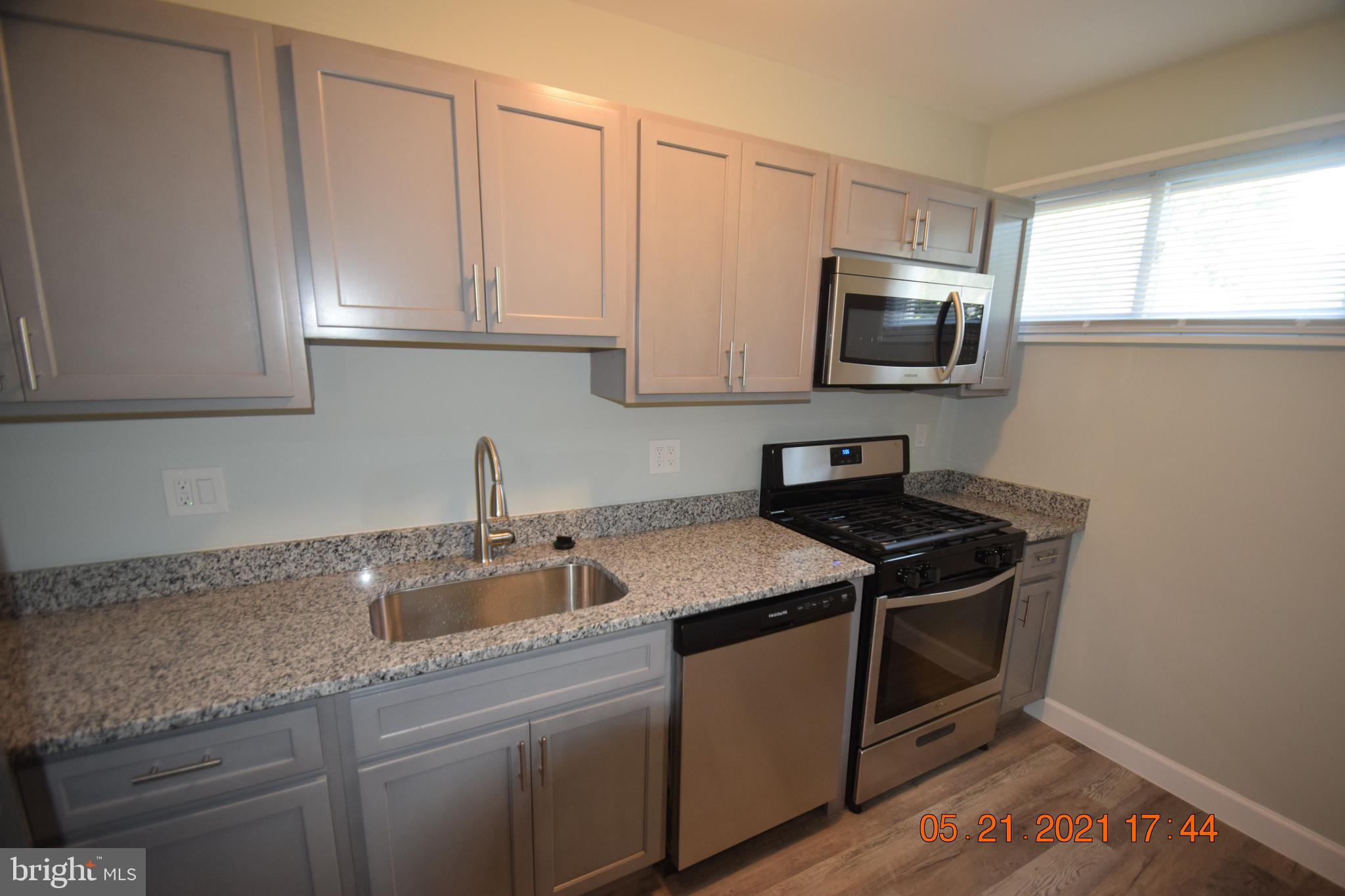 7702 Normandy Road Landover, MD 20785 - Photo 6 of 27
