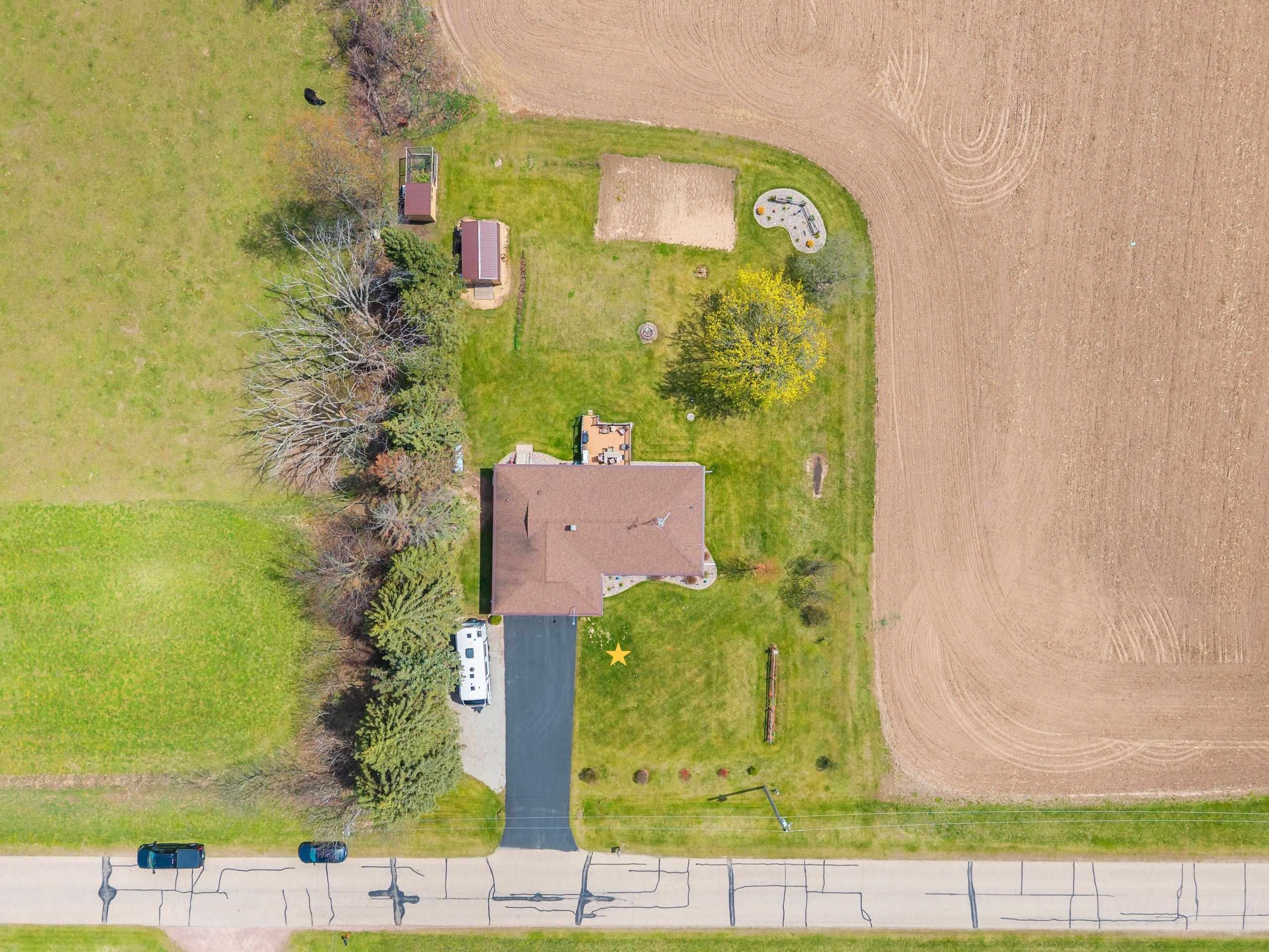 N5596 East Range Line Road Shawano, WI 54166 - Photo 18 of 46