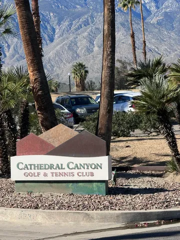 $320,000 | 68175 7 Oaks Drive, Cathedral City, CA 92234