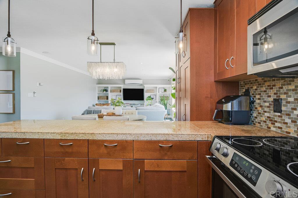 5810 Riley Street, Unit 4 San Diego, CA 92110 - Photo 10 of 25