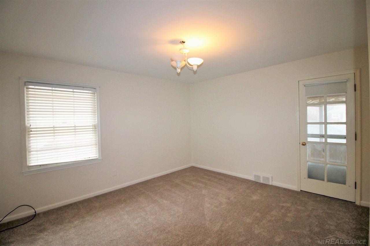 960-962 Trombley Road Grosse Pointe Park, MI 48230 - Photo 19 of 35