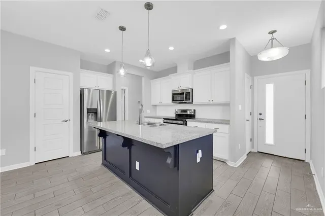 $1,750 | 409 South Tecate Drive, Mission, TX 78572