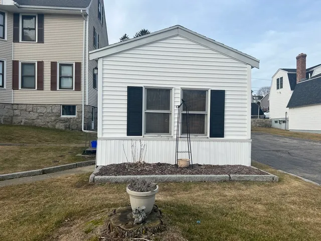 $2,800 | 79 West Street, Milford, MA 01757