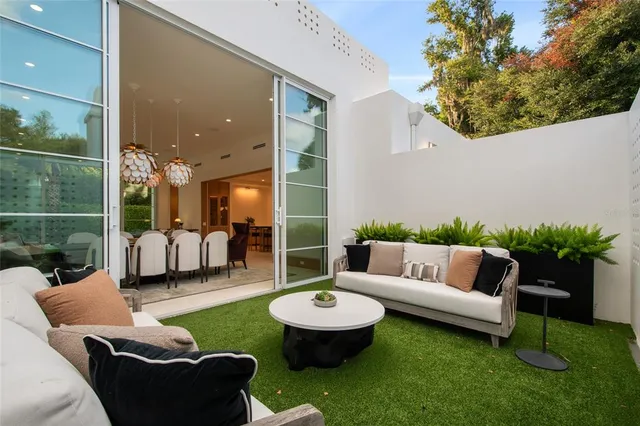 $4,395,000 | 1161 Valencia Avenue, Winter Park, FL 32789