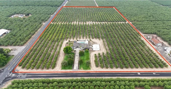 $1,695,000 | 5012 Ustick Road, Modesto, CA 95358