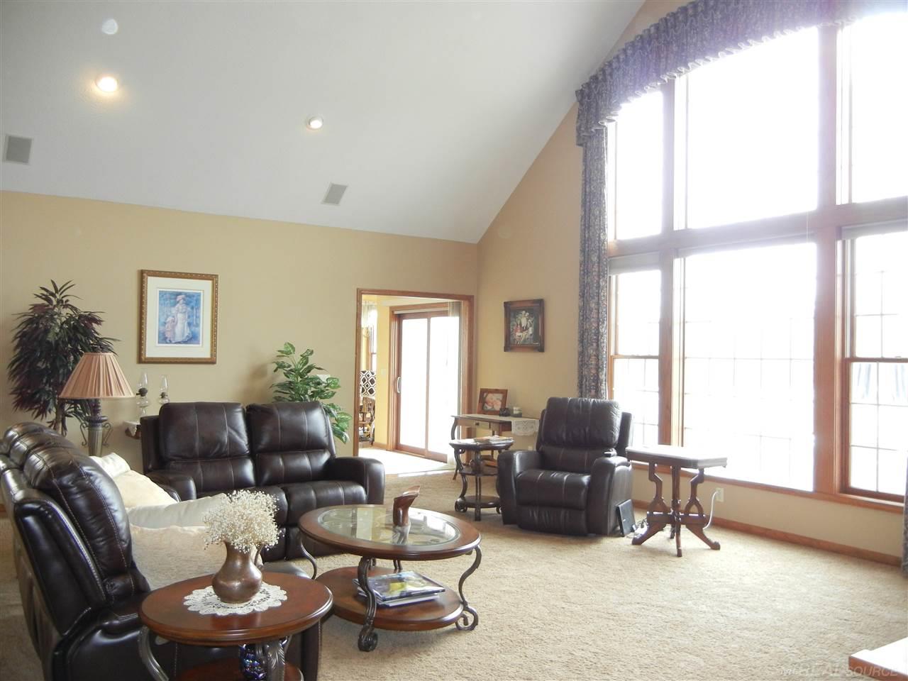 4690 West Bennington Road Owosso, MI 48867 - Photo 12 of 59 31295499-11.JPG