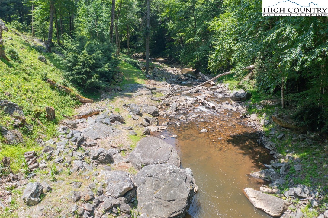 2583 Howard's Creek Road Boone, NC 28607 - Photo 12 of 50 Gallery Image 12