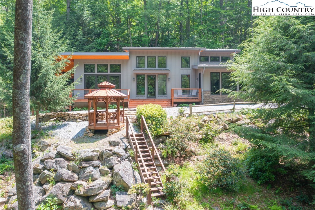 2583 Howard's Creek Road Boone, NC 28607 - Photo 19 of 50 Gallery Image 19