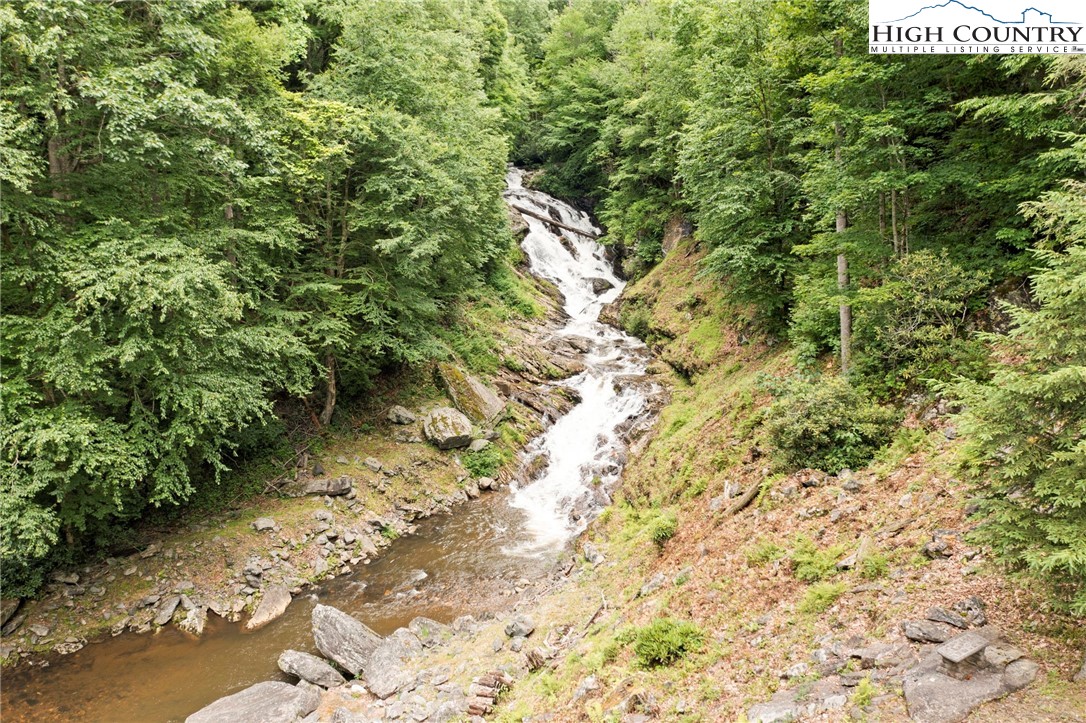 2583 Howard's Creek Road Boone, NC 28607 - Photo 25 of 50 Gallery Image 25