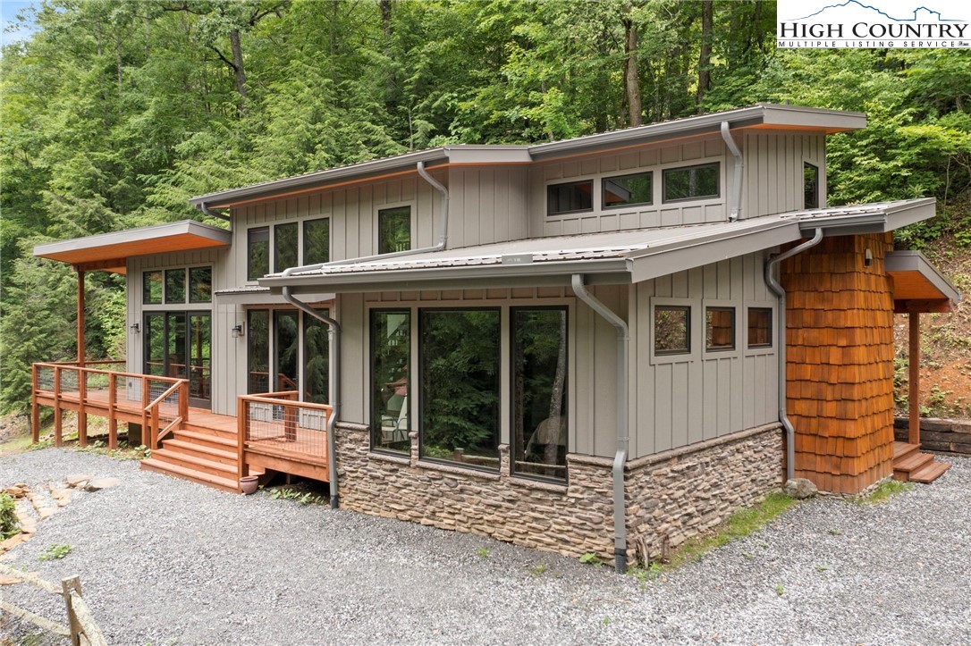 2583 Howard's Creek Road Boone, NC 28607 - Photo 27 of 50 Gallery Image 27