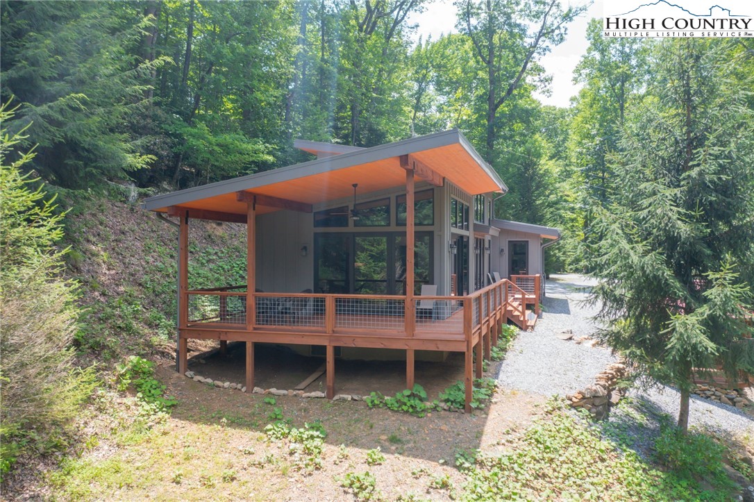 2583 Howard's Creek Road Boone, NC 28607 - Photo 48 of 50 Gallery Image 48