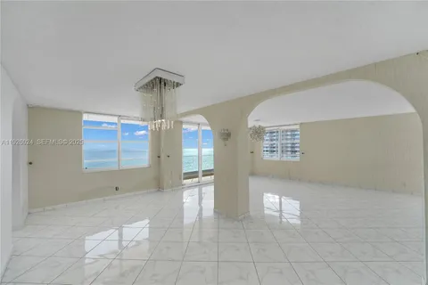 $849,000 | 1920 South Ocean Drive, Unit 16B, Hallandale Beach, FL 33009