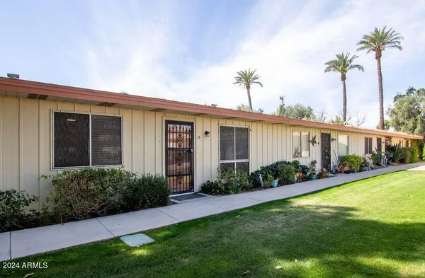 $2,000 | 8241 North Central Avenue, Unit 13, Phoenix, AZ 85020