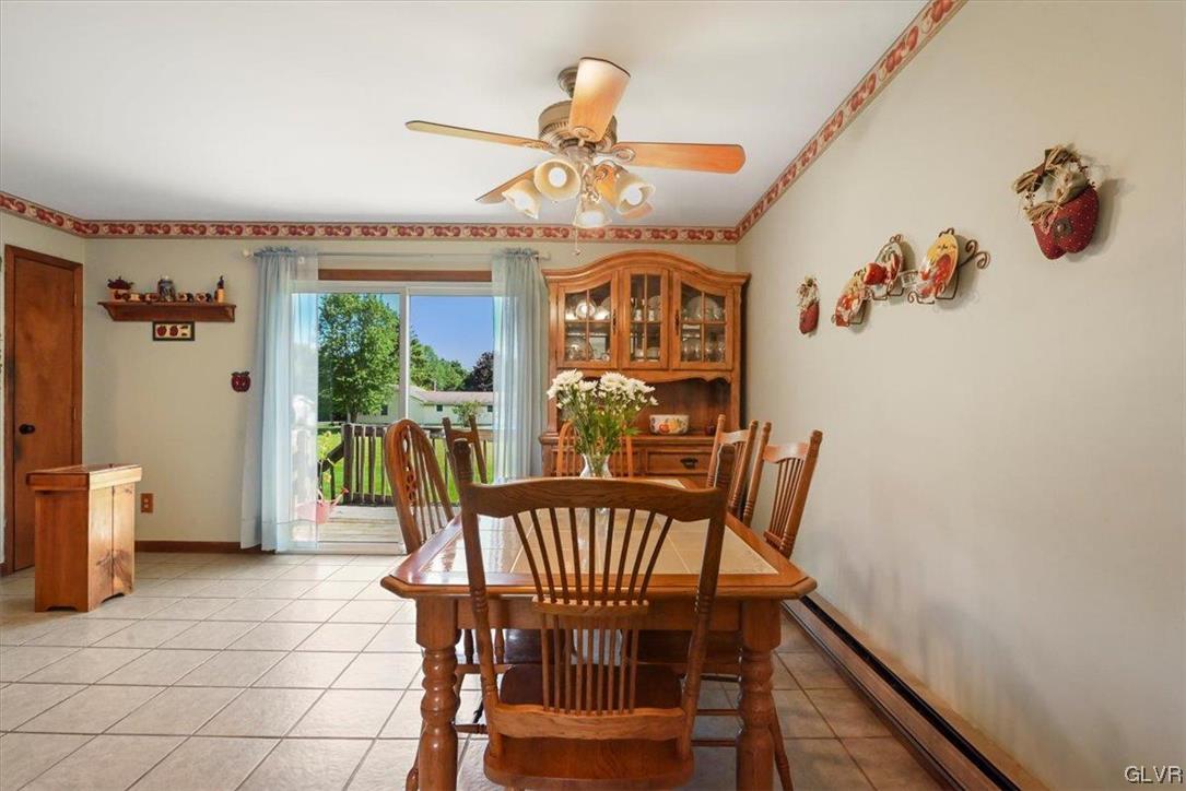 346 Long Mountain Road Effort, PA 18330 - Photo 11 of 48 Dining area